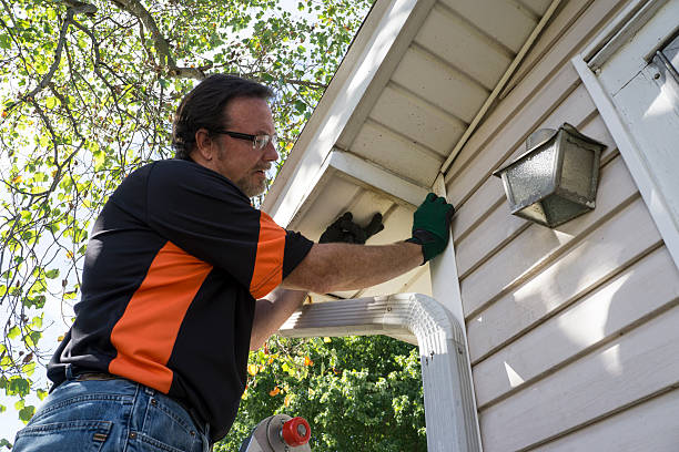 Best Yard Waste Removal  in Eureka, CA